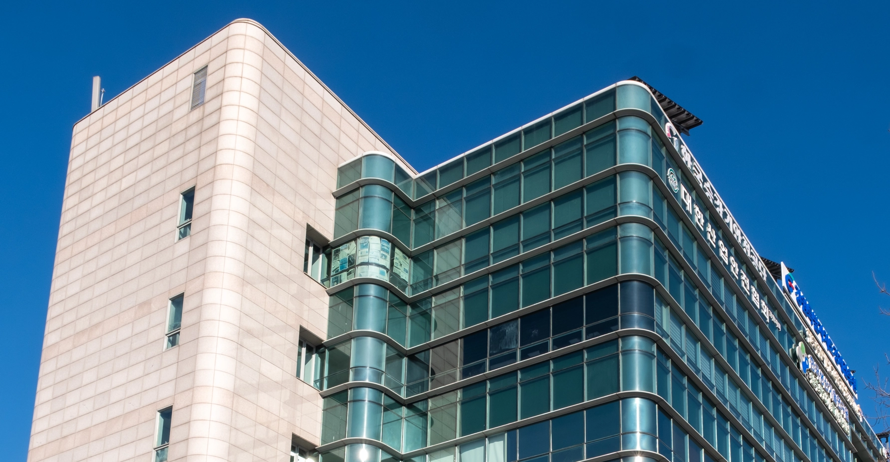 강원경제진흥원 0